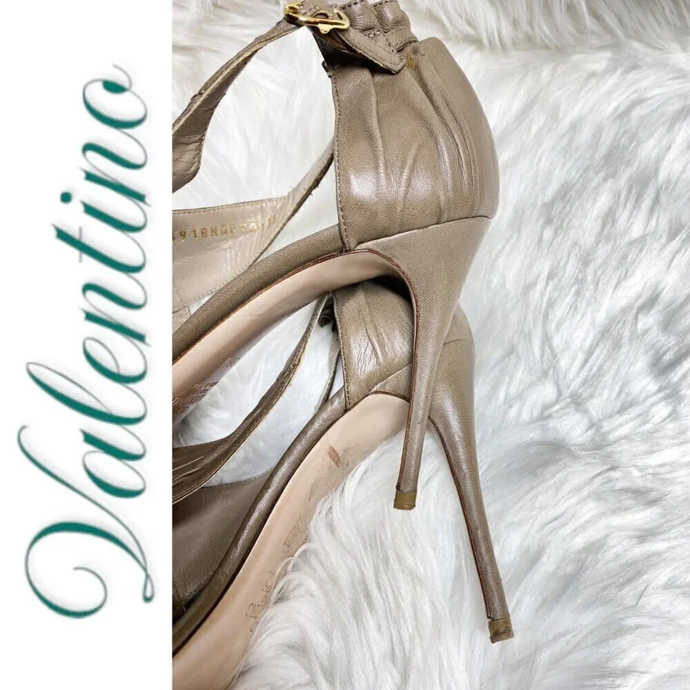 VALENTINO Vintage Taupe Leather Ruffle Accent Open Toe Stiletto Heels, Size 38.5